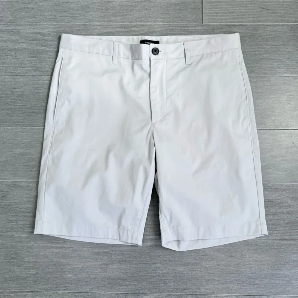 Theory Zaine Atlas Twill Shorts Men's 32 Light Beige Flat Front Performance